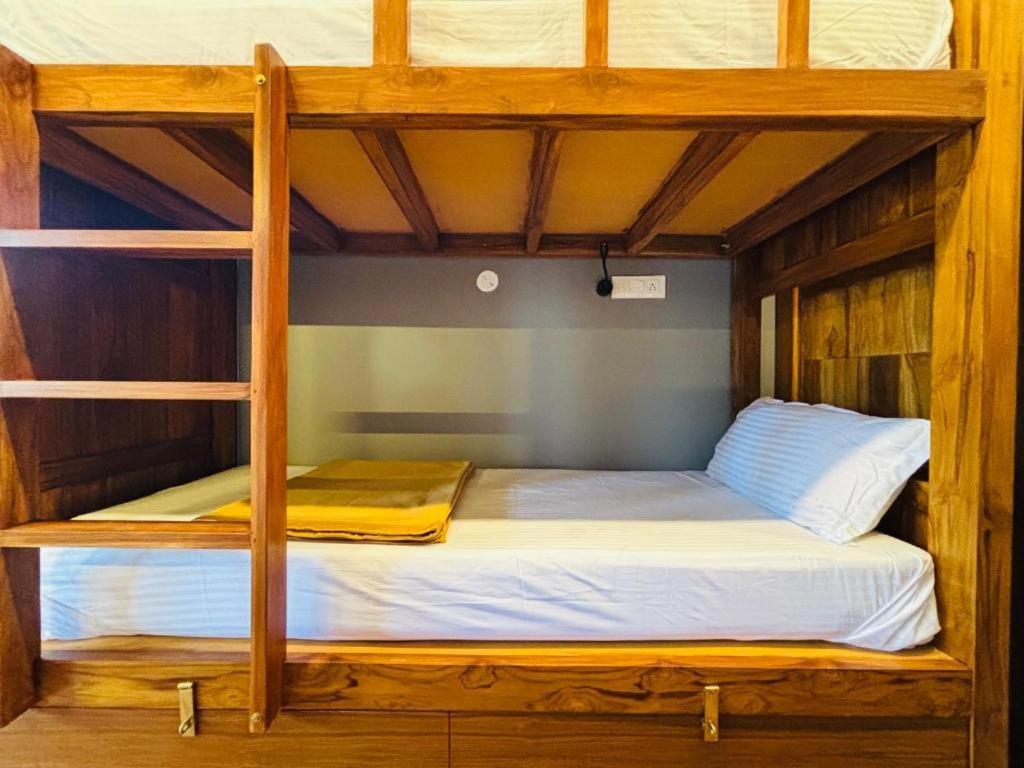 The European House Pattaya Bed & Breakfast Luaran gambar
